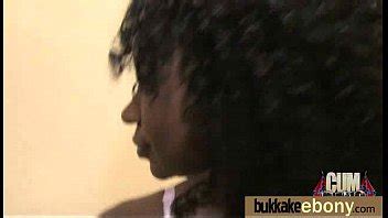 Puta De Bano Obtiene Un Sexo En Grupo Interracial Xvideos