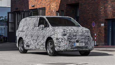 Mercedes Benz Vans Su Strada I Primi Prototipi VAN EA