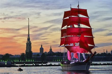 Scarlet Sails Celebration Graduates In St Petersburg AFF