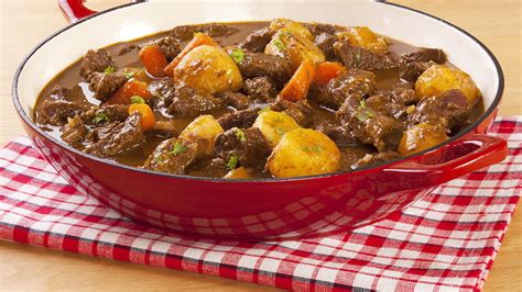 Slow Cooked Beef Red Wine Casserole Ireland AM