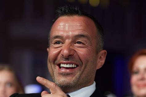 Qualcuno sta guadagnando tantissimo dal mercato arabo Jorge Mendes può