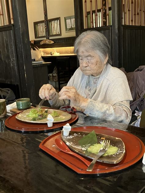 2月お誕生日会 」 －老いても尚の生きがいを－ 社会福祉法人 さわら福祉会