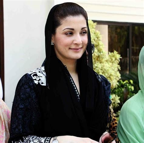 Pin By Ayeza On Maryam Nawaz Sharif Maryam Lady Fashion