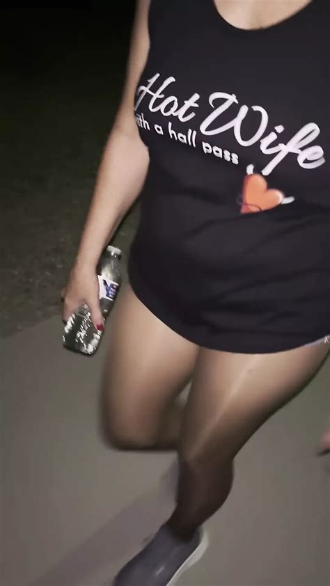 Another Pantyhose Walk In The Park American Mature Porn Xhamster