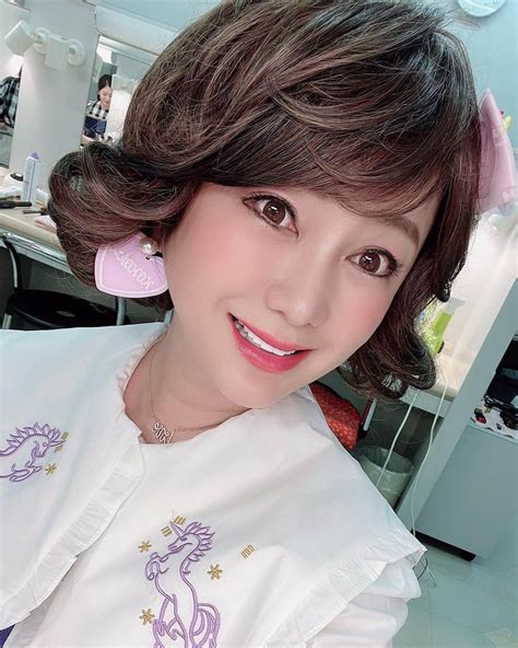 はるな愛さんのインスタグラム写真 はるな愛instagram「聖子ちゃんカット 松田聖子 アイドル ヘアスタイル 今日の収録