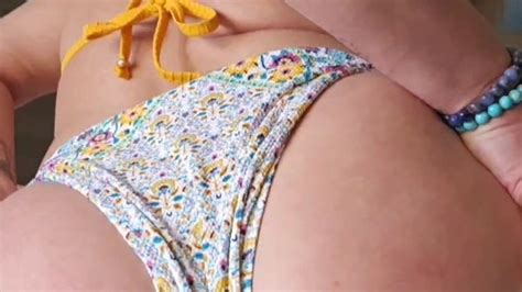 Bikini FaceSitting NinaLuvSins Clips4sale