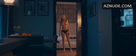 VICTORIA VARLEY Nude AZNude