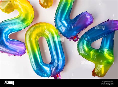 Concept Du Nouvel An 2024 Ballons En Aluminium Arc En Ciel Fait 2024