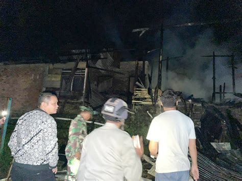 Kapolres Kotamobagu Tinjau Langsung Lokasi Kebakaran Di Kelurahan Biga