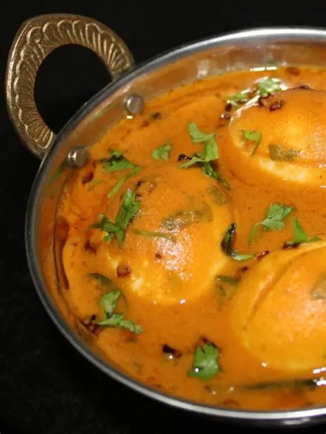 Kerala Style Egg Curry Recipe - FamousDishes