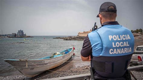 Quatre cadavres de femmes retrouvés à bord dun bateau à la dérive