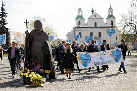 Od Paru Dni Wiadomo Ci Tvp Nakr Ca Y Marsz Papieski W Warszawie Tylko