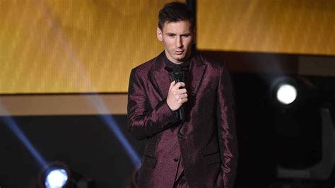 Los Trajes De Lionel Messi En Las Galas De La Fifa