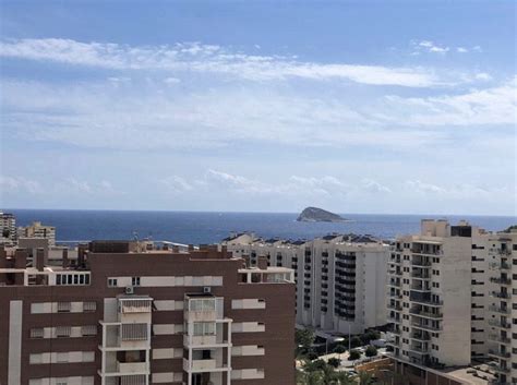 A modern duplex-penthouse with a sea view in Benidorm - tripinvest.com