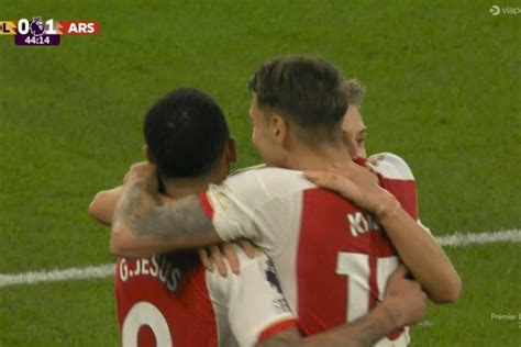 Tego Gola Trzeba Zobaczy Arsenal Zn W Na Szczycie Premier League Wideo