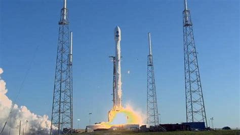 Nasas Planet Hunting Probe Successfully Launched On Spacex Rocket