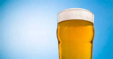 Ask a Beer Pro: Why Do Some Pint Glasses Have a Bump? | VinePair