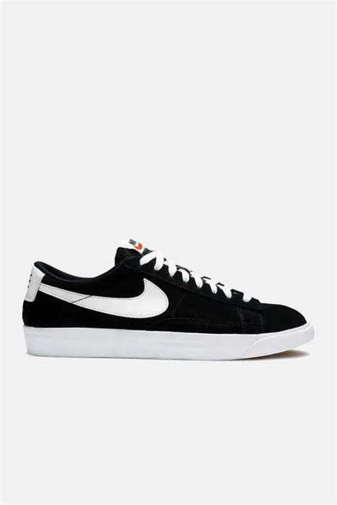 Nike Blazer Low Premium Vintage Suede 'Black' Sneakers - 538402-004 | Urban Outfitters