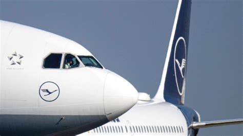 Lufthansa Hauptversammlung Kritik An Strategie Und Qualit T