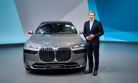 Bmw S First Neue Klasse Evs Will Be 3 Series Segment Sedan Suv