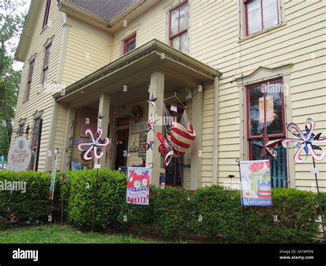 The Olde Bartley House Shop Hi Res Stock Photography And Images Alamy