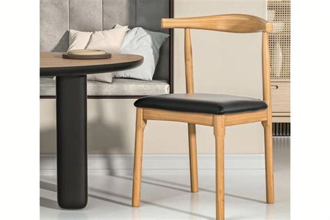 The 7 Best Wooden Dining Chairs For Natural And High-Quality Seating ...