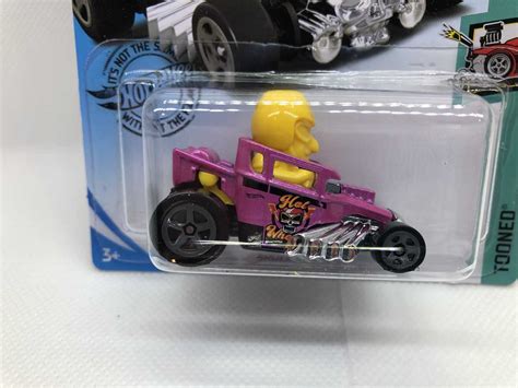 Hot Wheels Skull Shaker Mainline Tooned