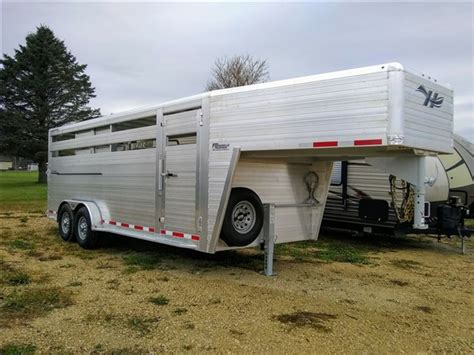 2022 Hillsboro Industries Endura 7 X 20 Aluminum Gooseneck Livestock