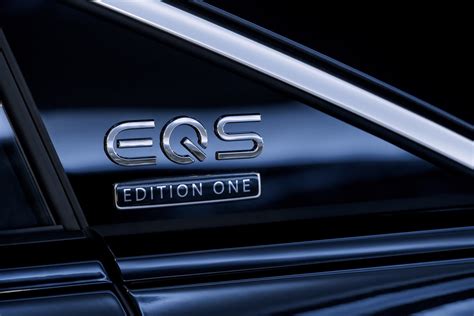 Mercedes Unveils Its New All Electric Eqs Flagship The Detroit Bureau