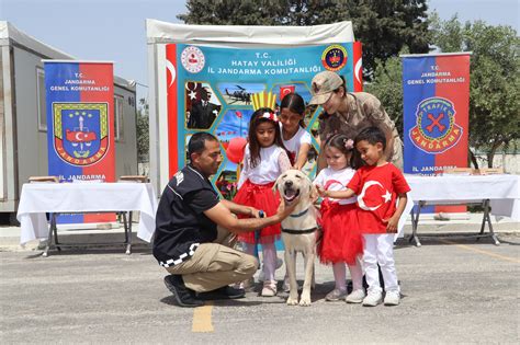 Hatay L Jandarma Komutanl Nisan Ulusal Egemenlik Ve Ocuk