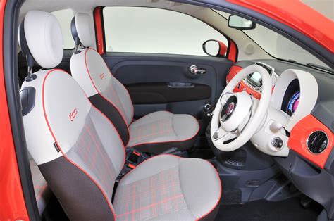 Fiat 500 interior | Autocar