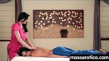 Sensual Lesbian Massage Leads To Orgasm XNXX