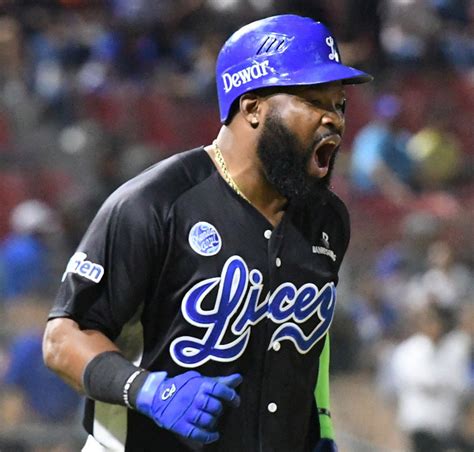 Manolitoenelplay Licey Vence A Los Gigantes