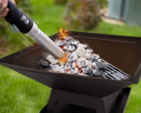 How to Light a Charcoal Portable Fire Pit? - RattanTree - UK