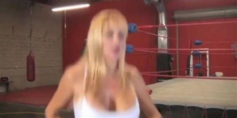 Hot Blonde MILF Workout Tnaflix