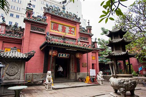 10 best Pagodas & Temples in Ho Chi Minh City (2024)