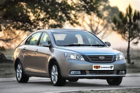 Geely emgrand как включить противотуманки