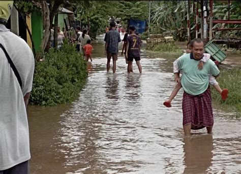 Tiga Kecamatan Di Jombang Terendam Banjir 4 353 Jiwa Terdampak