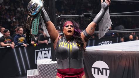 Nyla Rose Pushes For AEW To Establish New Women's Titles