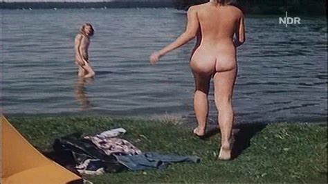 Naked Velia Krause In Polizeiruf 110