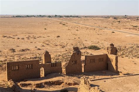 Fortaleza histórica de al ukhaidir perto de karbala no iraque Foto