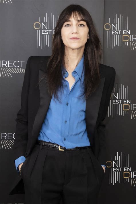 Photo Charlotte Gainsbourg En Backstage De L Mission On Est En