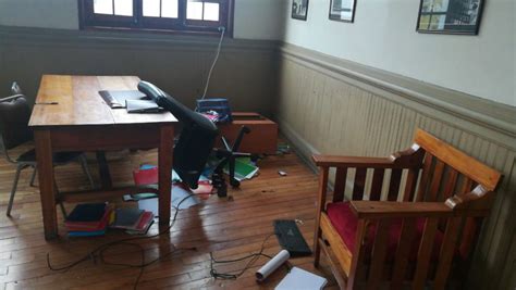 Los graves daños registrados en el liceo de Aplicación tras incidentes ... 