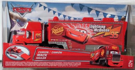 Lightning McQueen Mack Truck Hauler