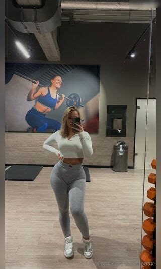 Milenaaax Nude OnlyFans NudoStar TV