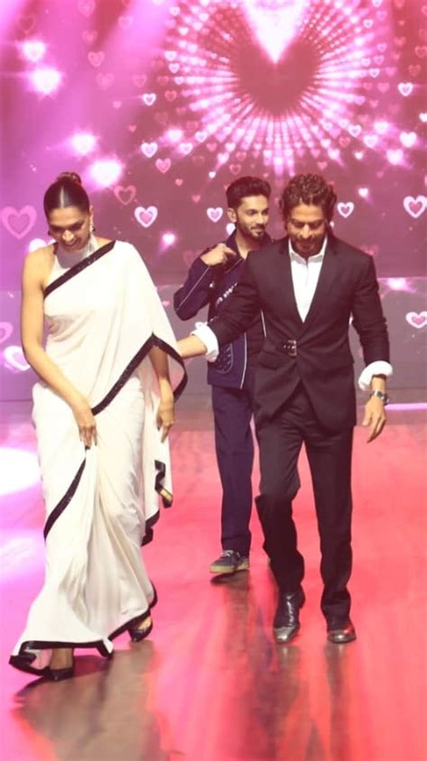 Shah Rukh Khan, Deepika Padukone at Jawan success press meet