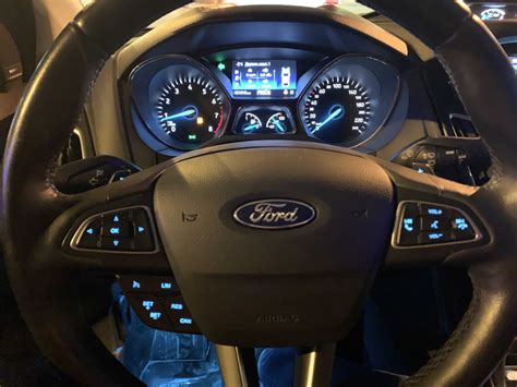 Подрулевые лепестки — Ford Focus III Sedan, 1,5 л, 2017 года | стайлинг ...