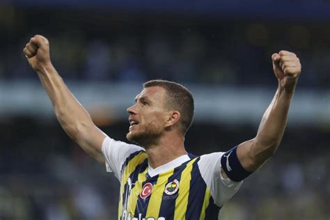 EDIN DZEKO DAN AÇIKLAMALAR Edin Dzeko Fenerbahçe Türkiye nin Real