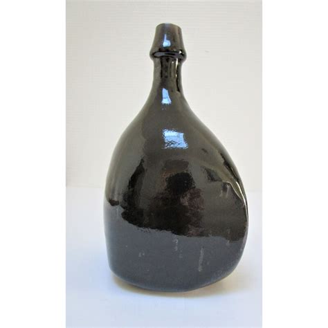 Vase bouteille vintage Les Cyclades Anduze en grès émaillé noir par