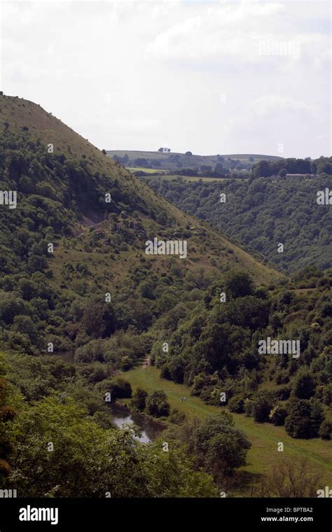 River Wye Monsal Trail Hi Res Stock Photography And Images Alamy